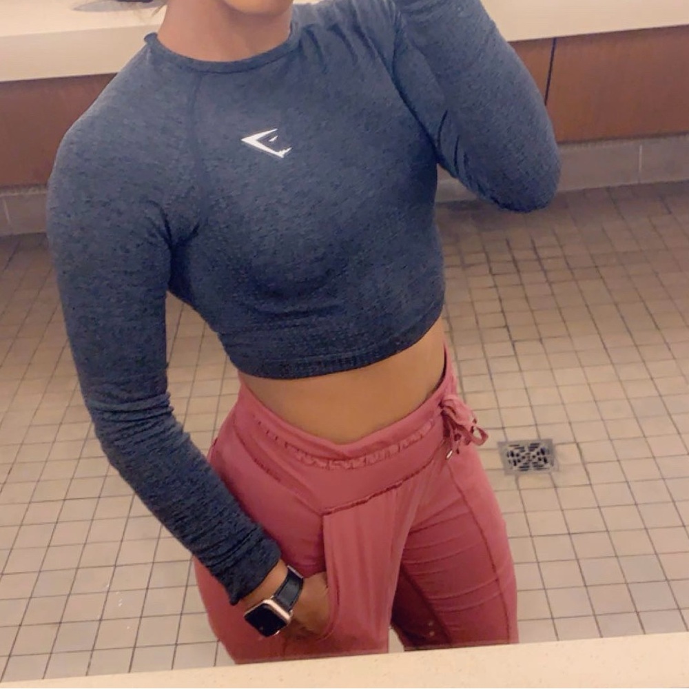 Lululemon Pink Dance Studio Mid-Rise Cropped Pants | Size 2 - Picture 11 of 11